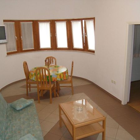 Lorena Apartments In بولا المظهر الخارجي الصورة