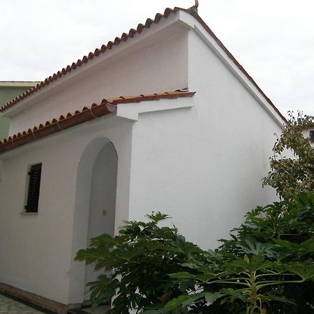 Lorena Apartments In بولا المظهر الخارجي الصورة