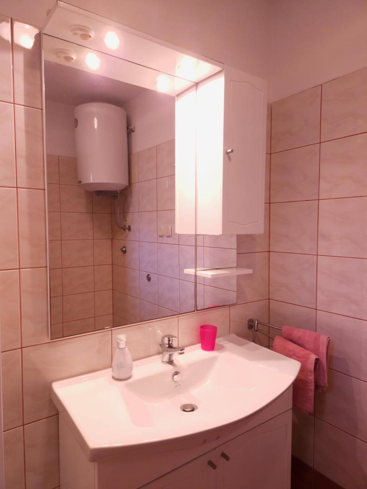 Lorena Apartments In بولا المظهر الخارجي الصورة