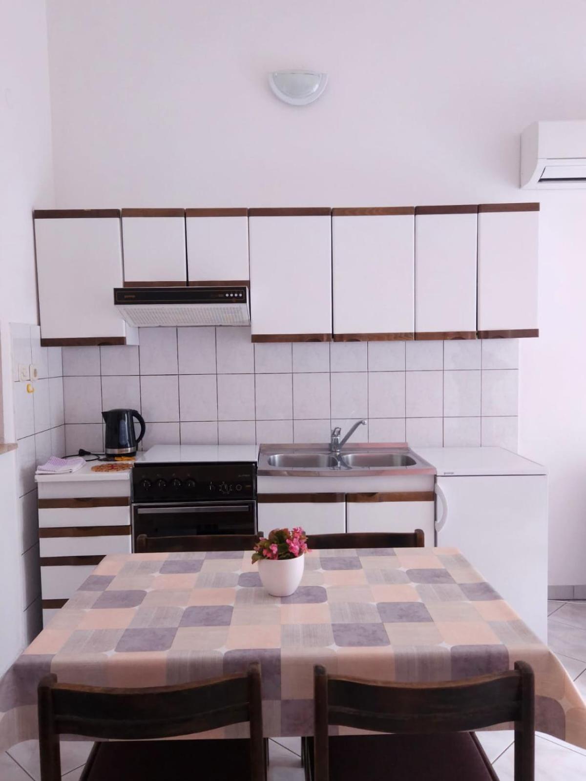 Lorena Apartments In بولا المظهر الخارجي الصورة