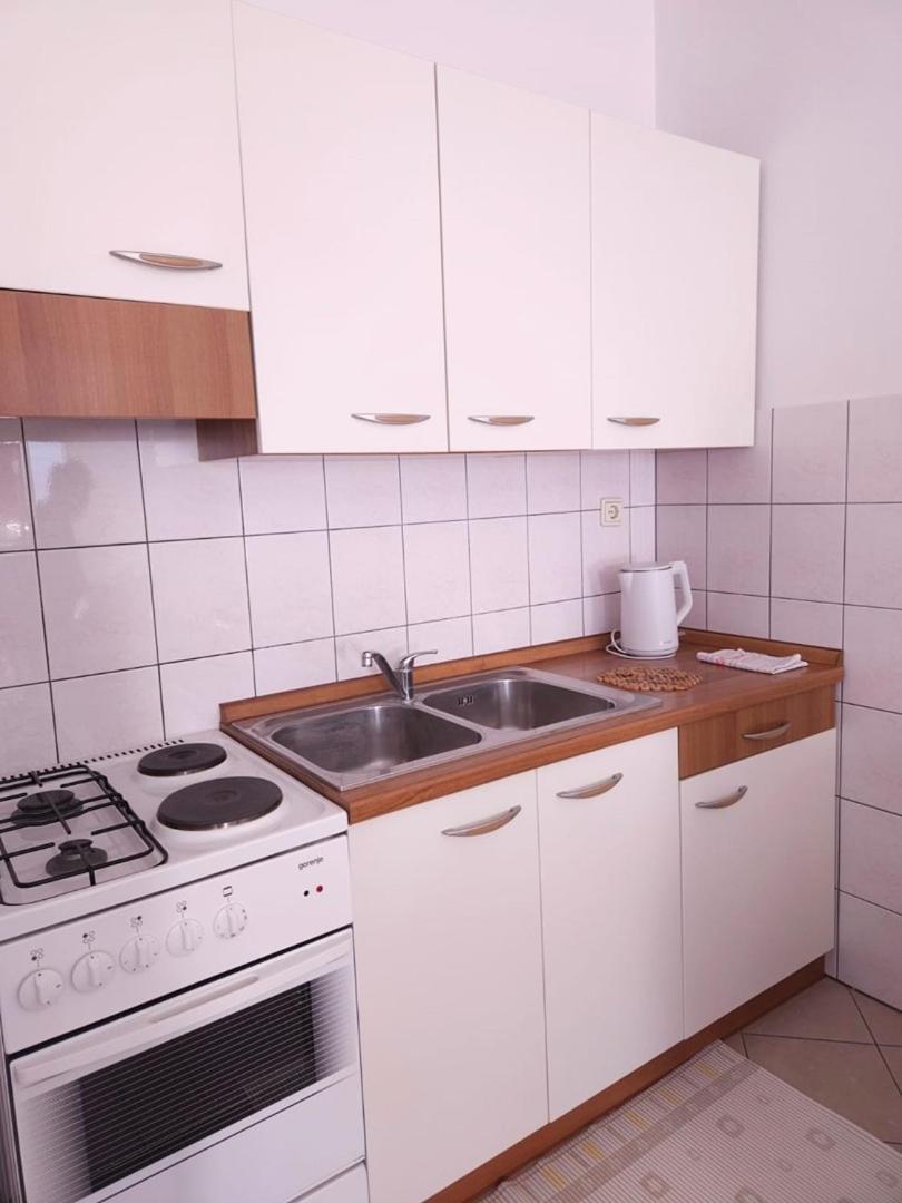 Lorena Apartments In بولا المظهر الخارجي الصورة