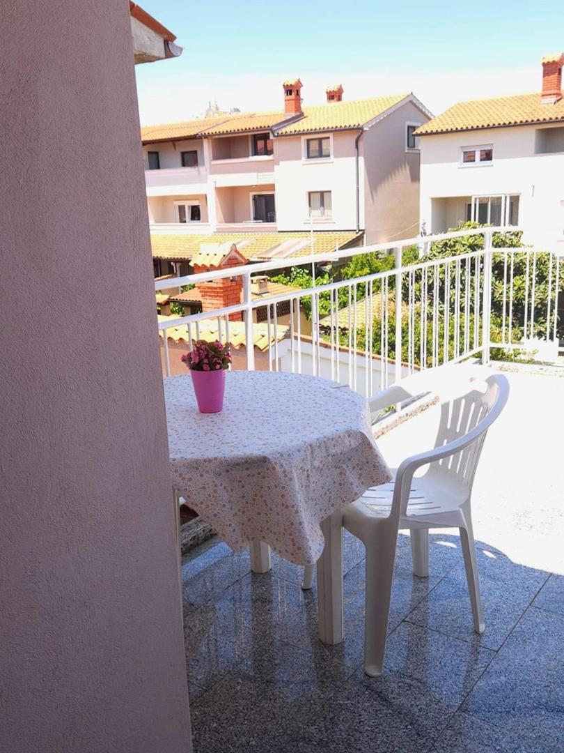 Lorena Apartments In بولا المظهر الخارجي الصورة