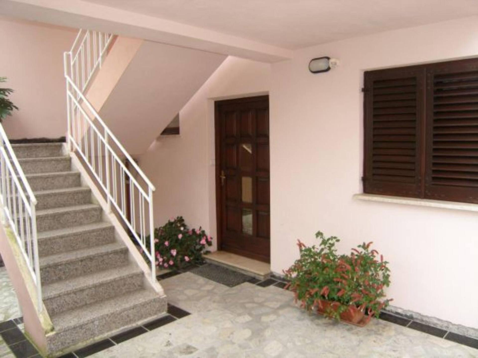 Lorena Apartments In بولا المظهر الخارجي الصورة
